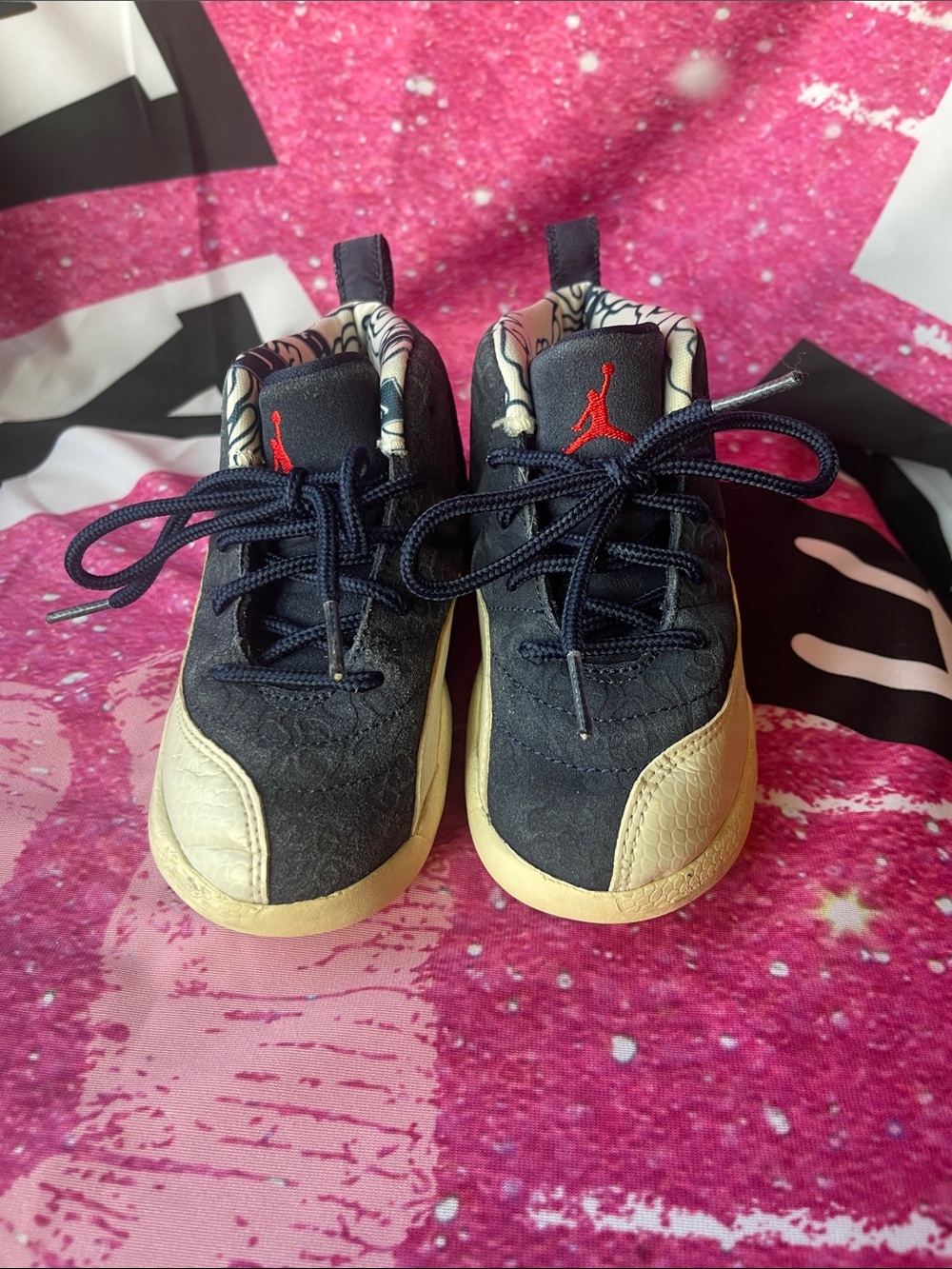 Jordan Kids Navy Sneakers with Cream Accents and Red Jumpman